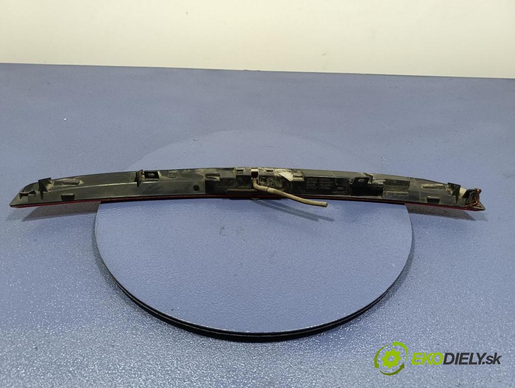 Citroen C4 picasso 2008 Svetlo: Stop: 9654435580