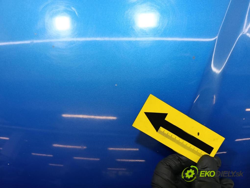 Opel Zafira 2002 kapota přední: