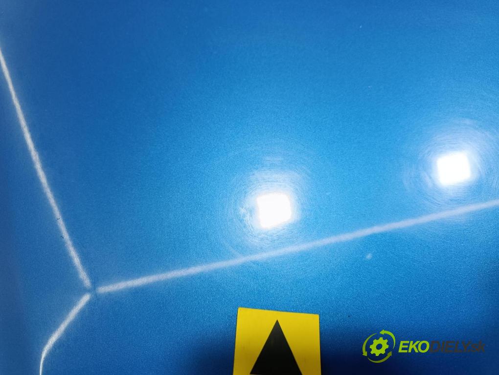 Opel Zafira 2002 kapota přední: