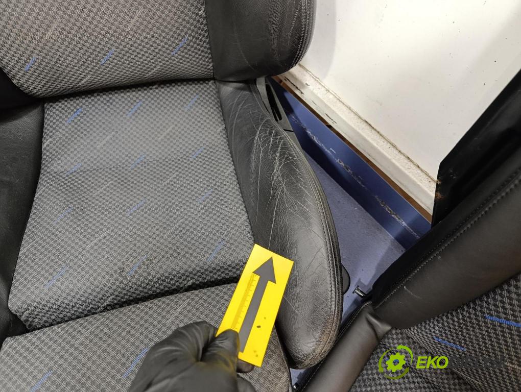 Opel Zafira 2002 sedačke: Soubor.