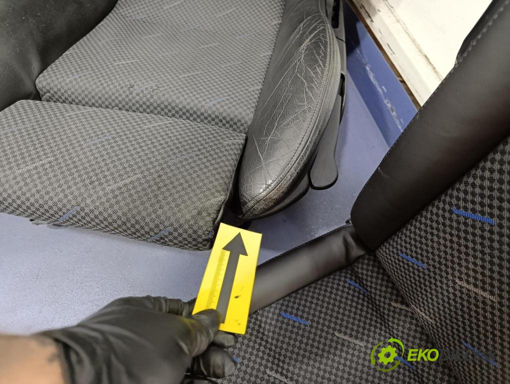 Opel Zafira 2002 sedačke: Soubor.