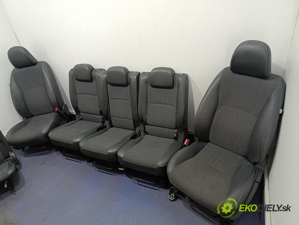 Toyota Verso 2014 sedačke: Soubor.