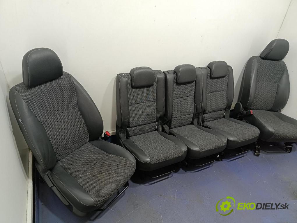 Toyota Verso 2014 sedačke: Soubor.