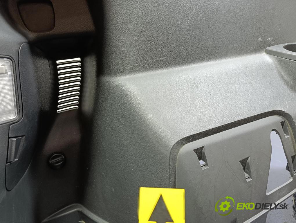 Toyota Verso 2014 Čalounictví: kufra: 40857M