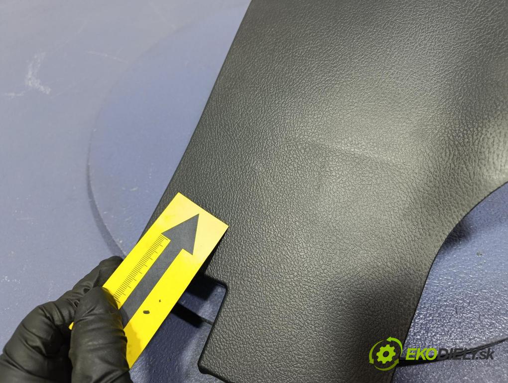 Toyota Verso 2014 kryt Plast: Interiéry: 55545-0F030