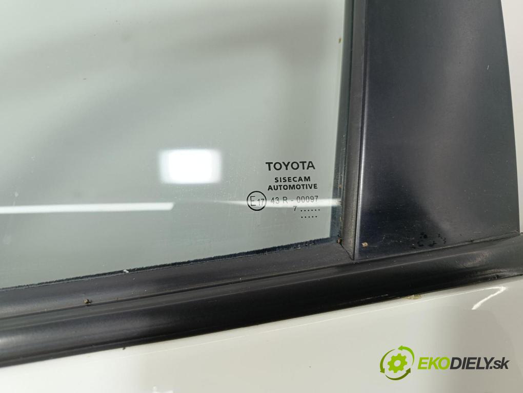 Toyota Verso 2014 dvere Predné Vľavo: