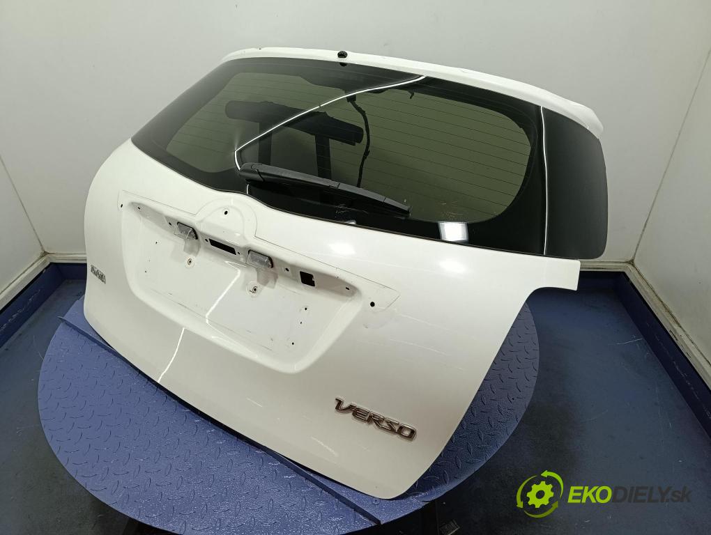 Toyota Verso 2014 zadna dveře kufra: kufra: