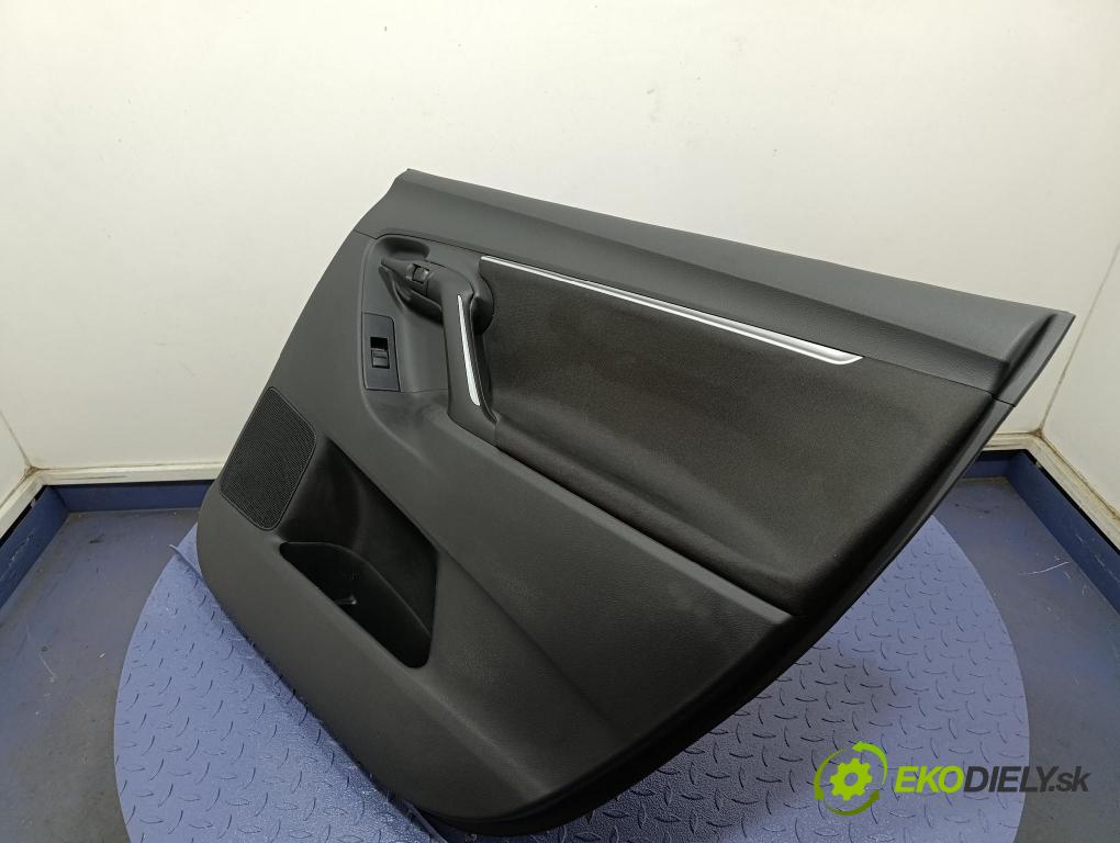 Toyota Verso 2014 Čalounictví: dvere zad Prava: 67787-X1F01