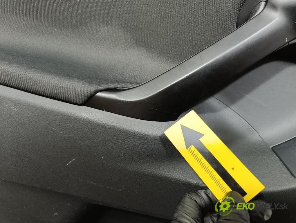 Toyota Verso 2014 Tapacír: dveře Zad: levá 67788-X1F01