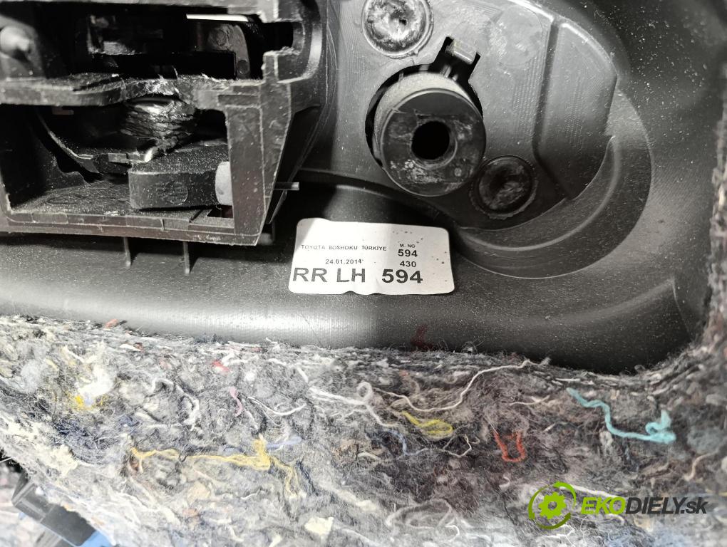 Toyota Verso 2014 Tapacír: dveře Zad: levá 67788-X1F01