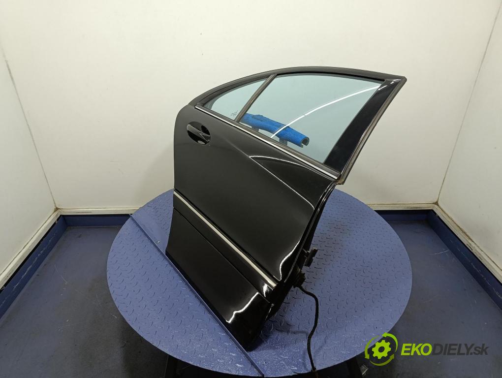 Mercedes C-klasa 2006 dvere zad pravé