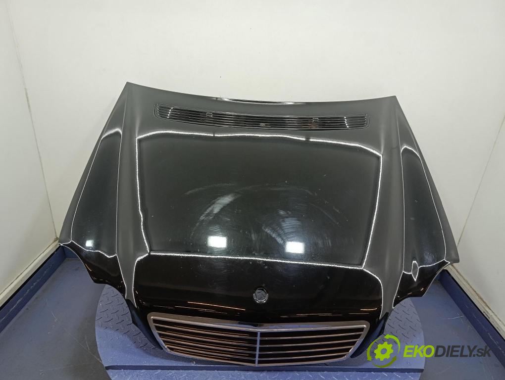 Mercedes C-klasa 2006 kapota přední: