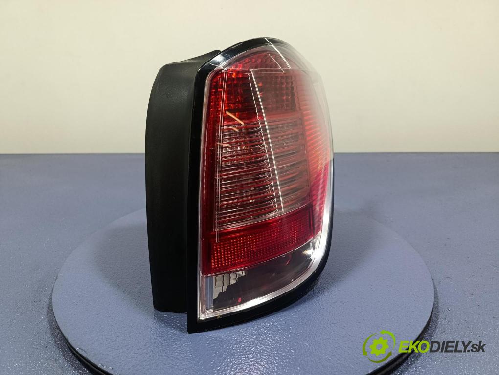 Opel Astra 2004 svetlo / reflektor zad Prava: Vonkajsia: 24451840