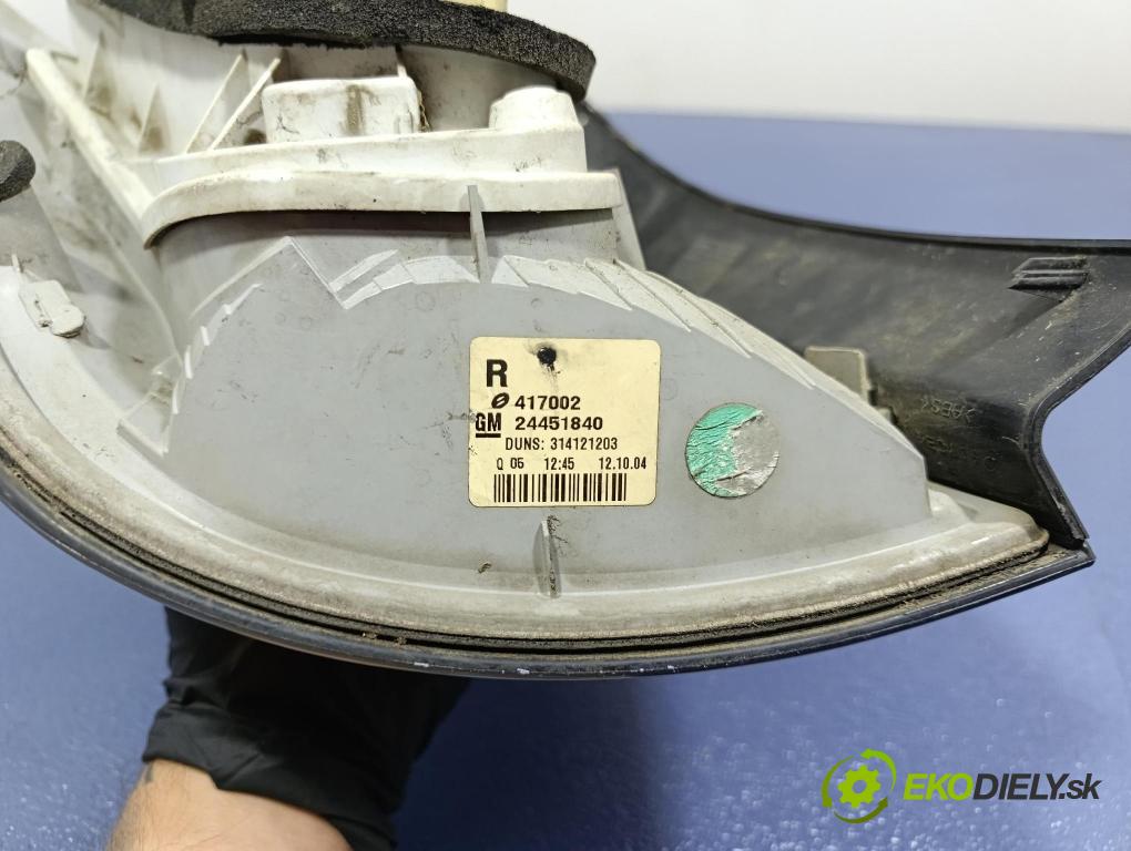 Opel Astra 2004 svetlo / reflektor zad Prava: Vonkajsia: 24451840