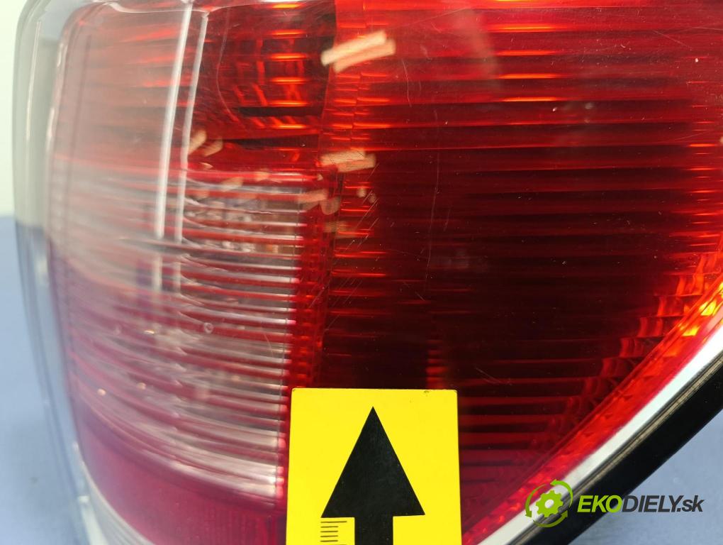 Opel Astra 2004 svetlo / reflektor zad Prava: Vonkajsia: 24451840