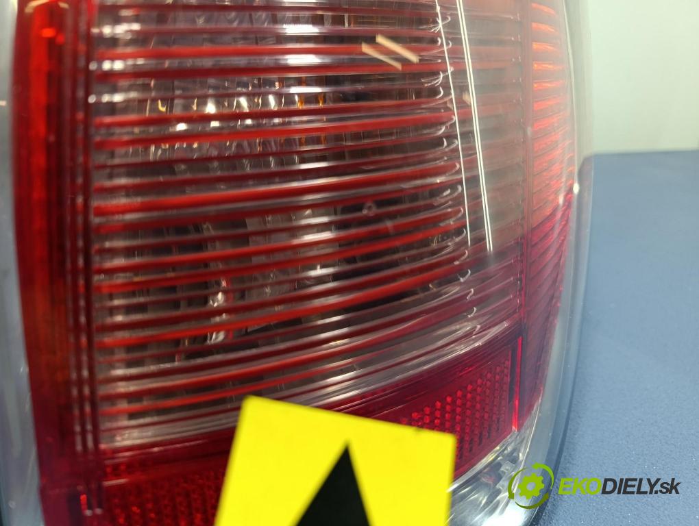 Opel Astra 2004 svetlo / reflektor zad Prava: Vonkajsia: 24451840