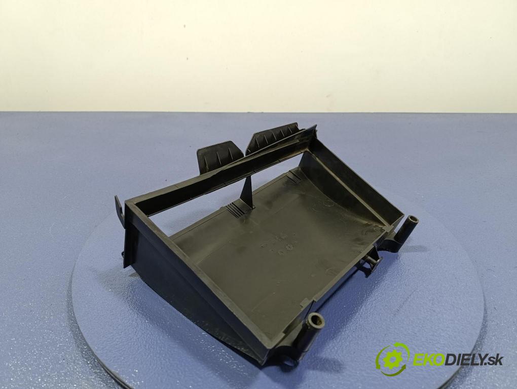 Mercedes C-klasa 2006 obal Filtre: Vzduch: 2038350740