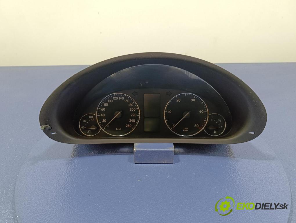 Mercedes C-klasa 2006 prístrojovka/ budíky A2035409547