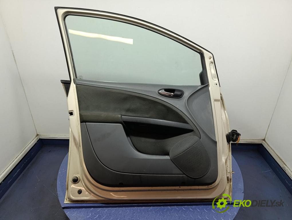 Seat Altea 2004 dvere Predné Vľavo: 