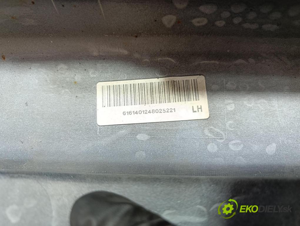 Toyota Verso 2014 lišta Práh: