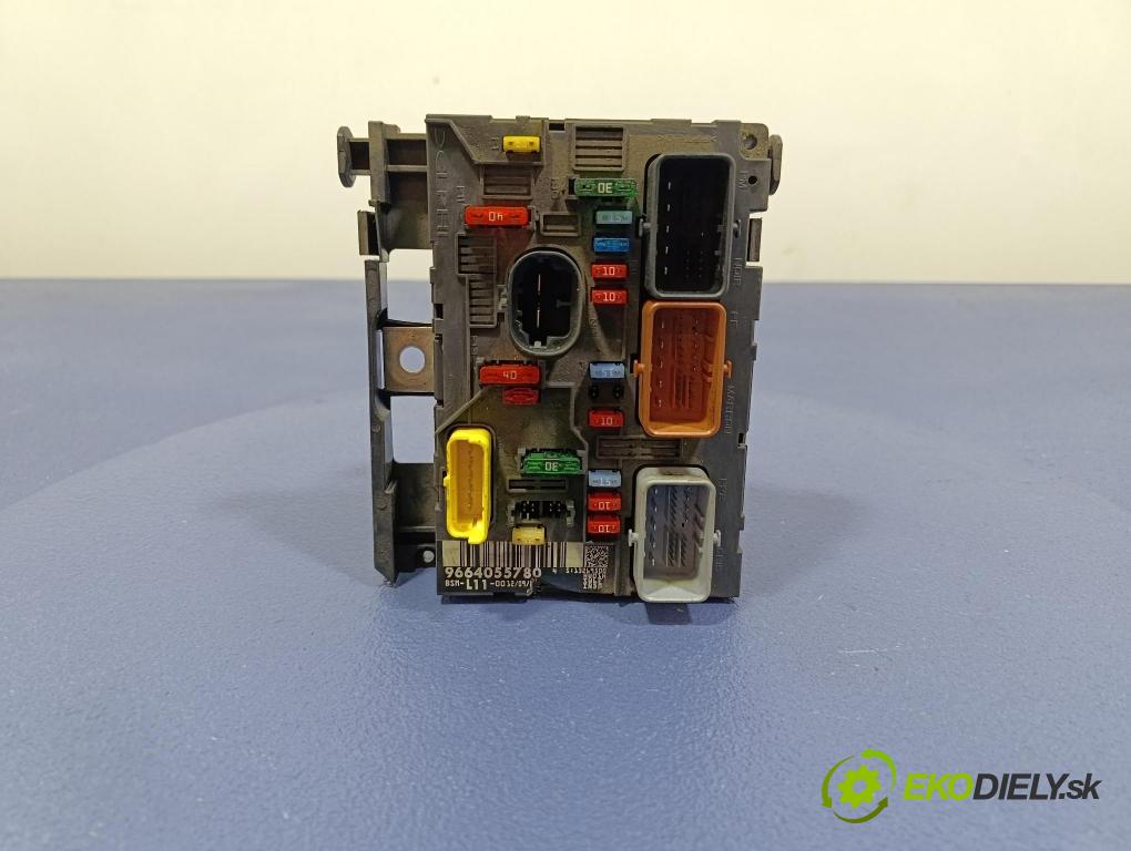 Peugeot 307 2007 skrinka Poistky: 9664055780