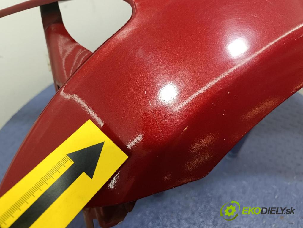 Dodge Caliber 2006 blatník Predné Vľavo: