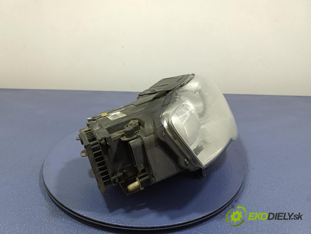 Vw Passat 2006 Reflektor: v pravo: 3C0941754G