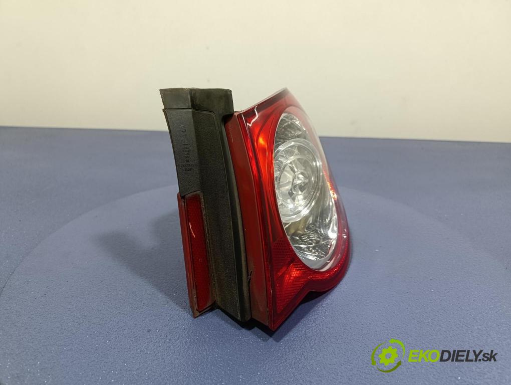 Vw Passat 2006 svetlo / reflektor zad Prava: Vonkajsia: 3C5945096C