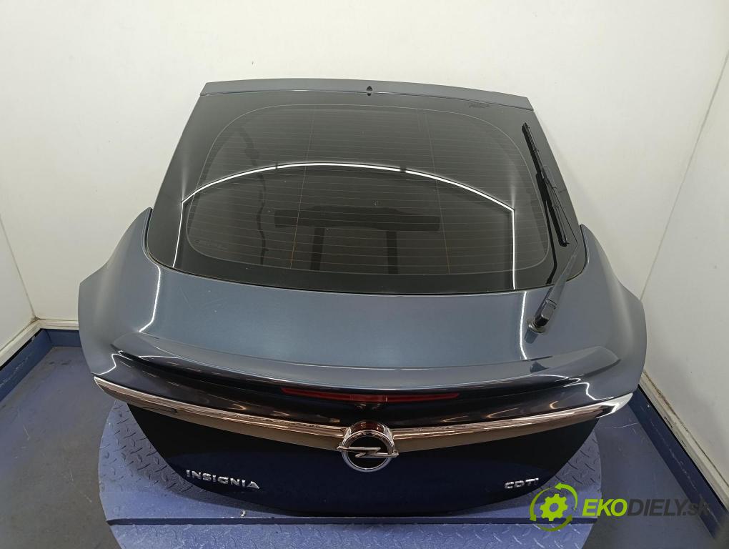 Opel Insignia 2010 zadní dveře kufra: kufr