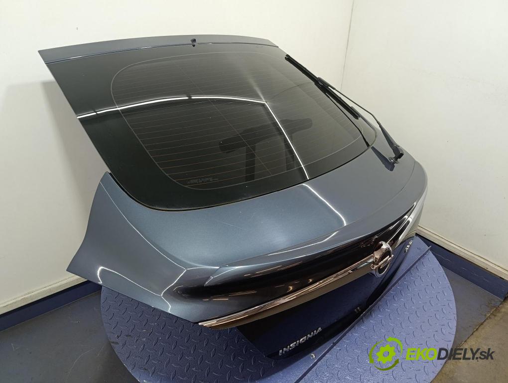 Opel Insignia 2010 zadní dveře kufra: kufr