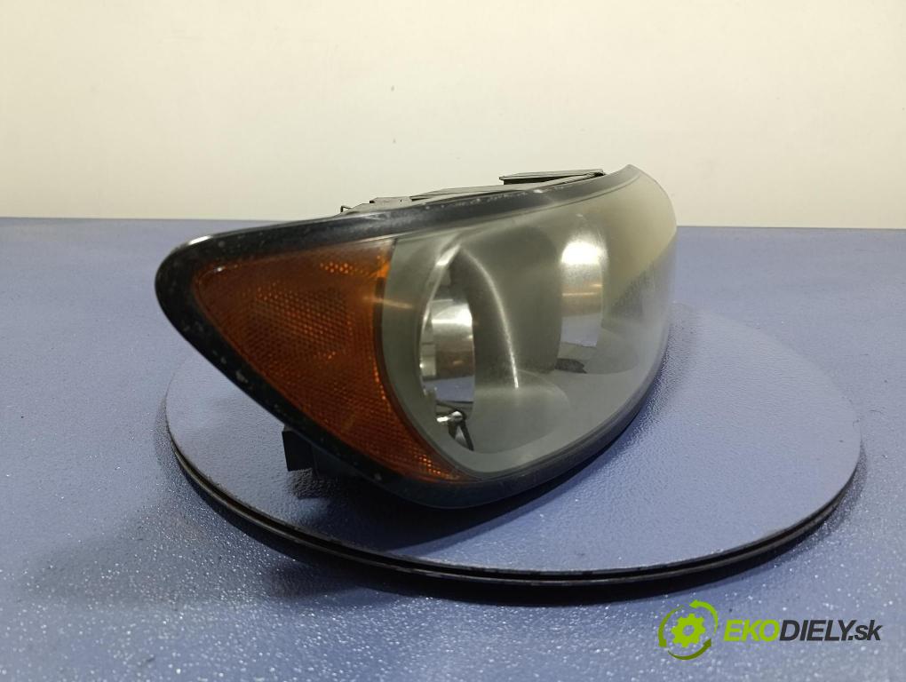 Volvo V50 2004 Reflektor: v pravo: 30678913