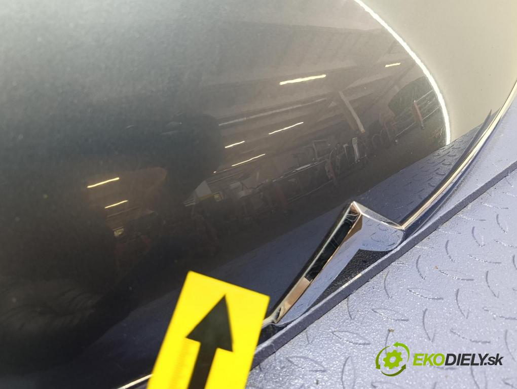 Citroen C4 picasso 2008 kapota přední: