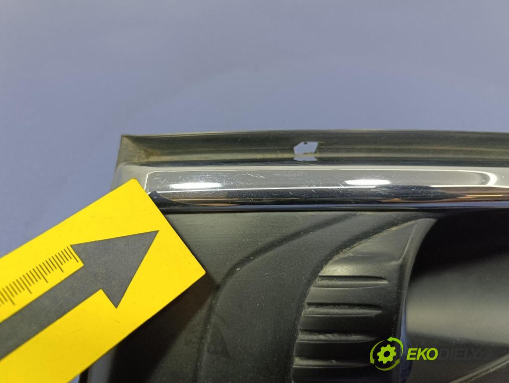 Citroen C4 picasso 2008 Halogen v pravo: 9654197877