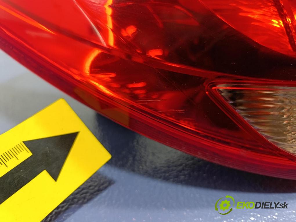 Opel Insignia 2010 svetlo / reflektor zad ľavá Vonkajsia: 168348