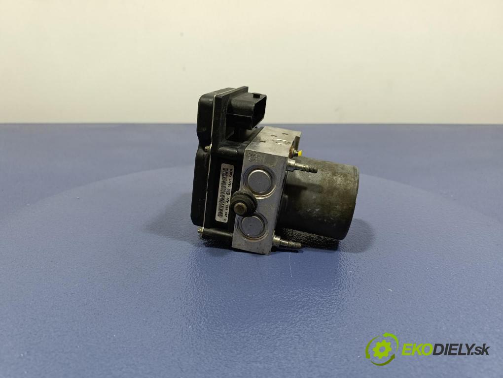 Audi A6 2005 čerpadlo ABS x 4F0910517K