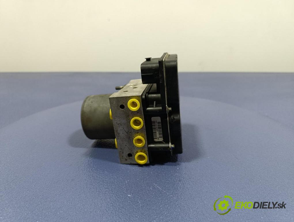 Audi A6 2005 čerpadlo ABS x 4F0910517K