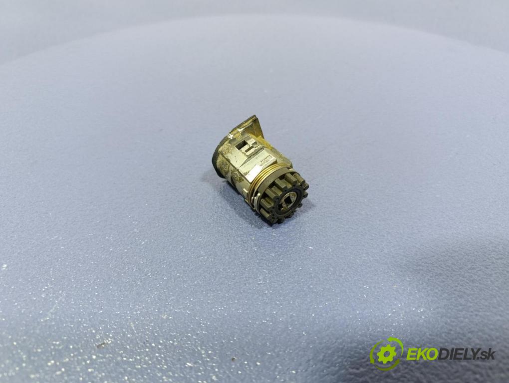 Audi A6 2005 Spínač zapaľovania: 4F0909131D
