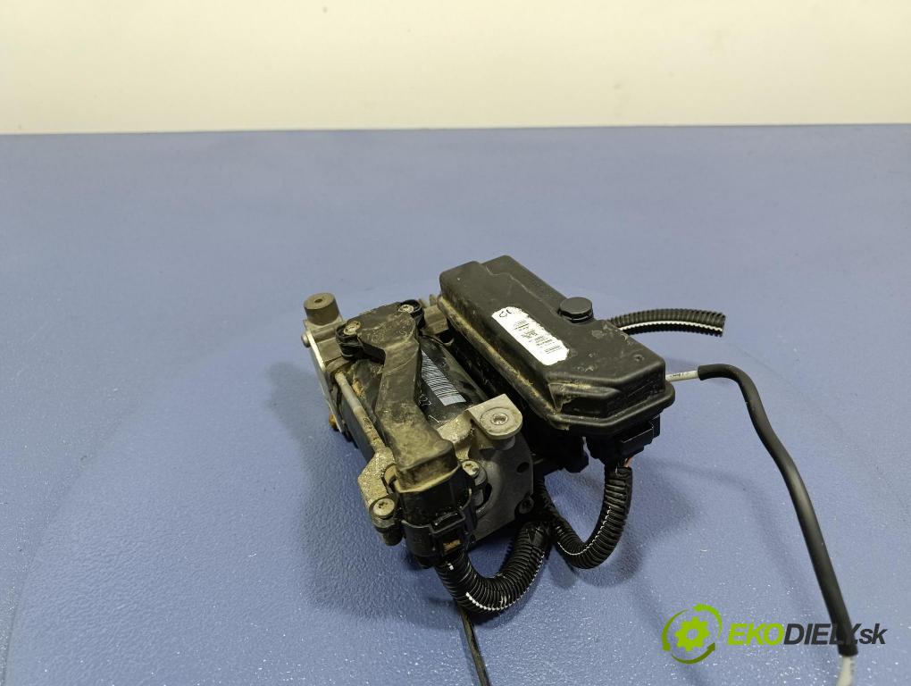 Citroen C4 picasso 2008 Kompresor Vzduch: 9682022980
