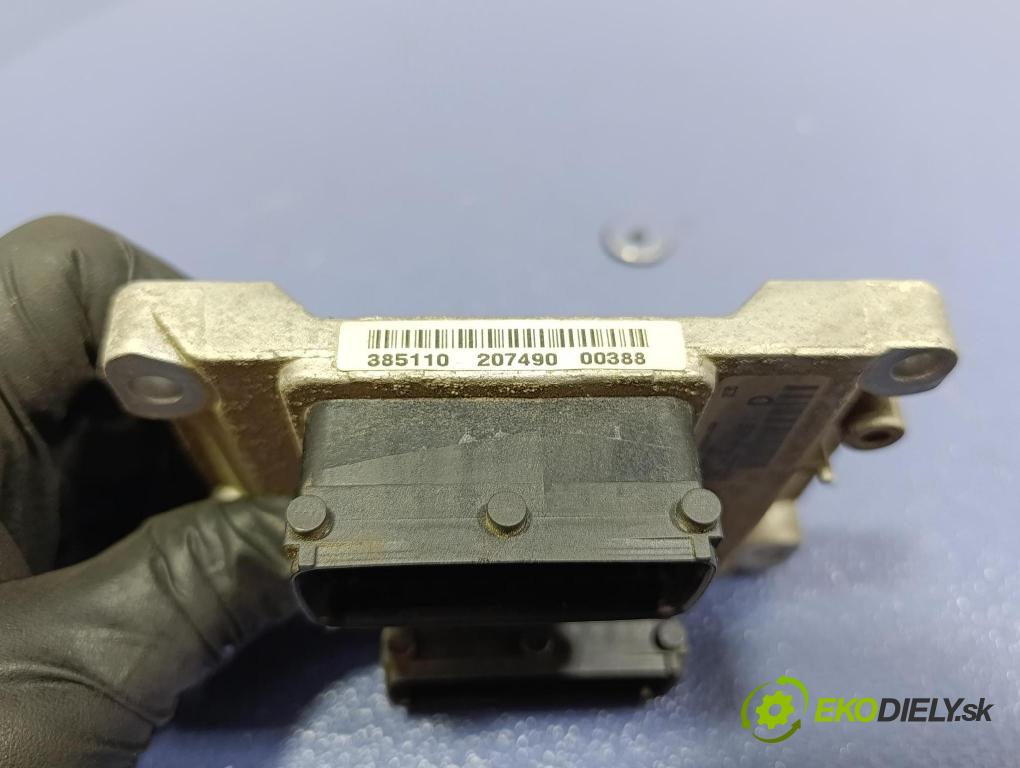 Fiat Albea 2003 řídící jednotka Motor: 55186501