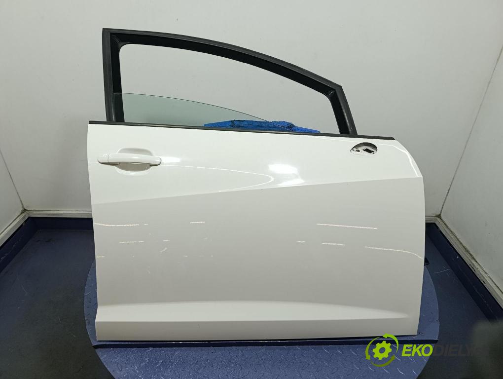 Seat Ibiza 2009 dveře před prave