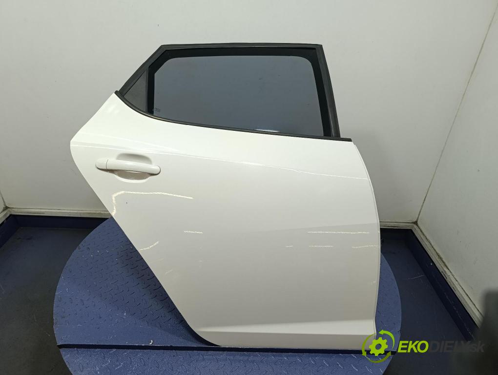 Seat Ibiza 2009 dveře Zad: prave