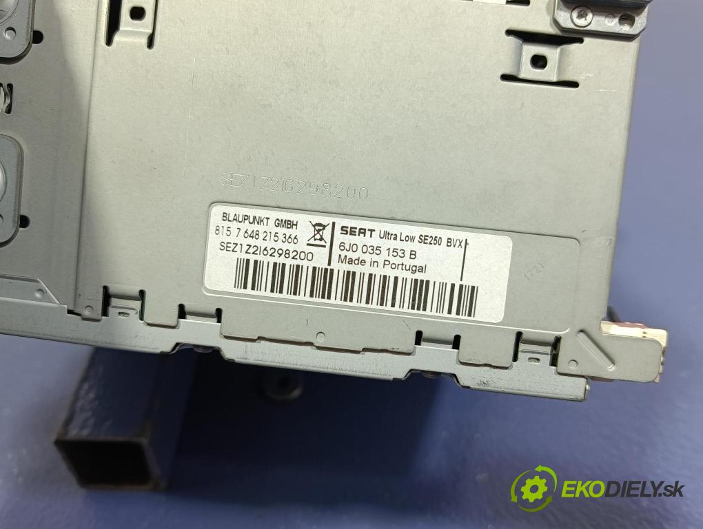 Seat Ibiza 2009 Radio I Navigácia: 6J0035153B