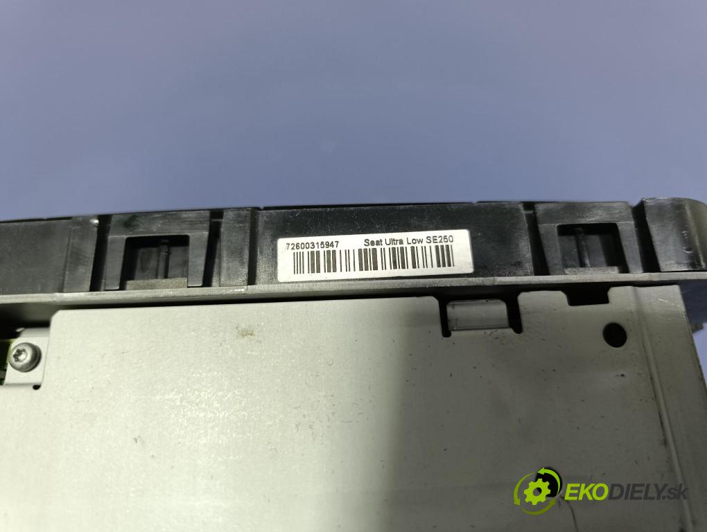 Seat Ibiza 2009 Radio I Navigácia: 6J0035153B