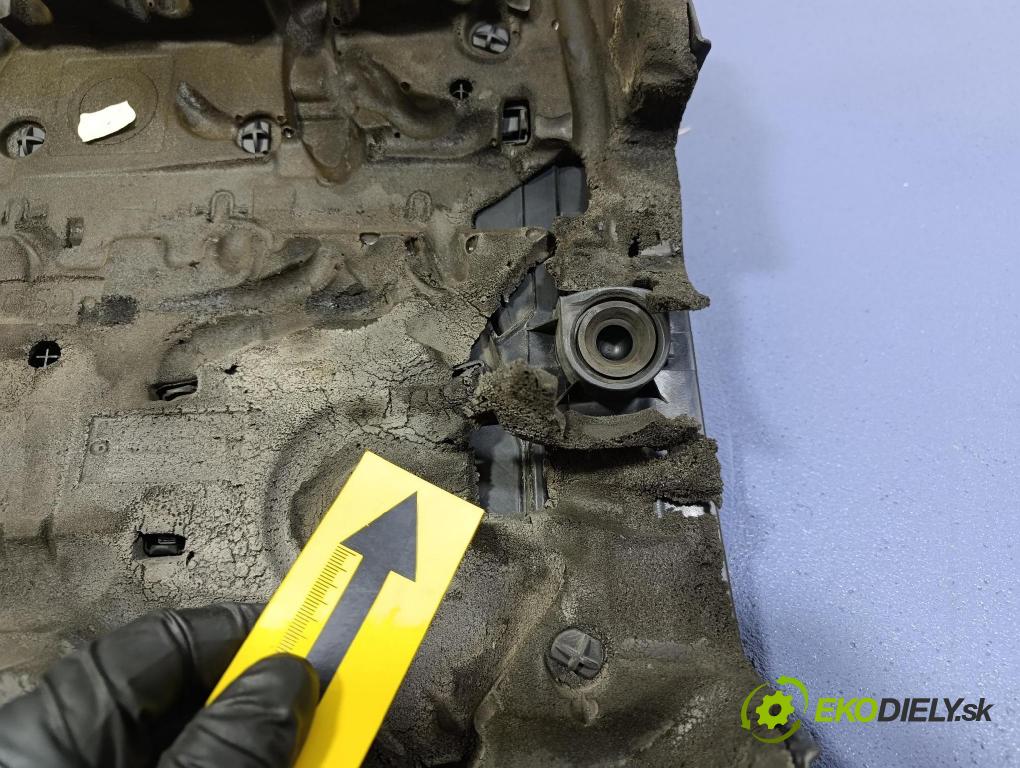 Skoda Fabia 2011 kryt Motor: