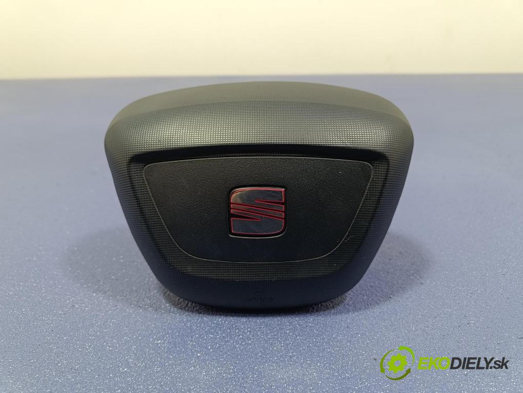 Seat Ibiza 2009 kokpit,pristrojová doska