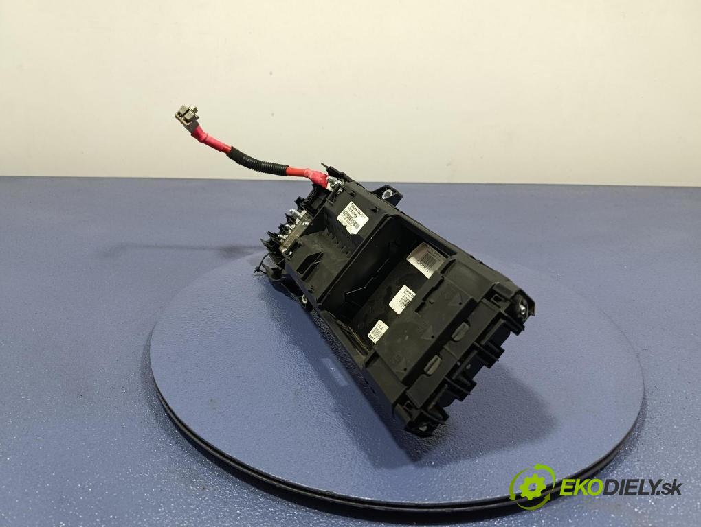 Ford Transit custom 2019 skrinka Poistky: 7254-0464-30