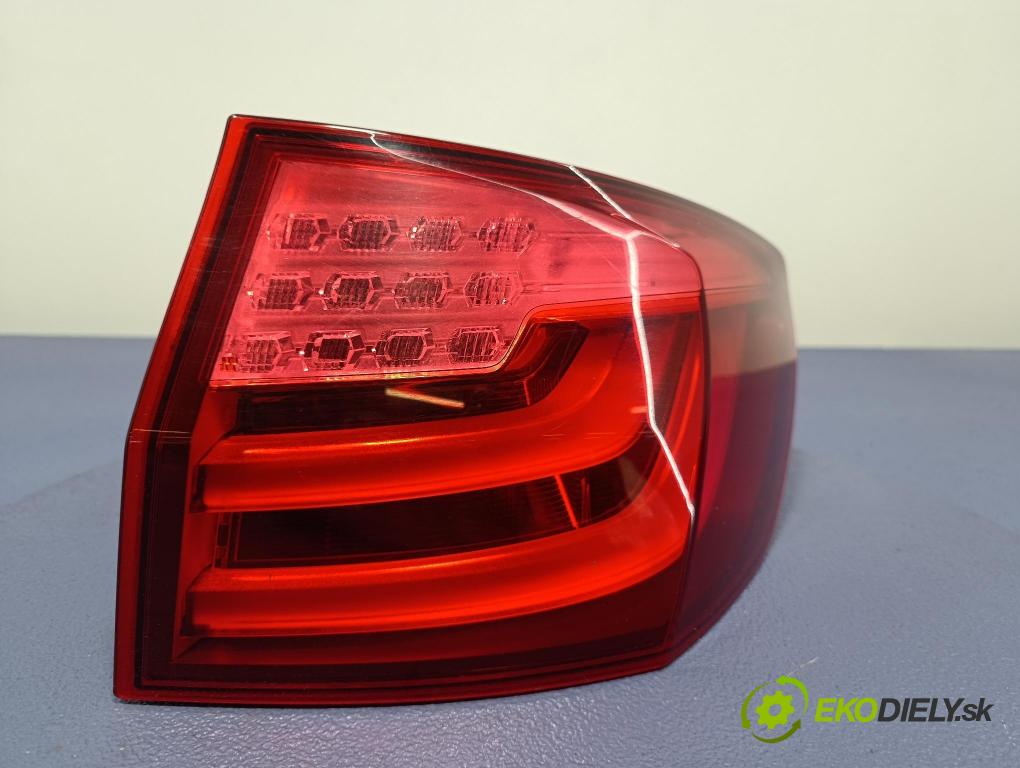 Bmw Seria 5 2011 svetlo / reflektor zad Prava: Vonkajsia: 7203234