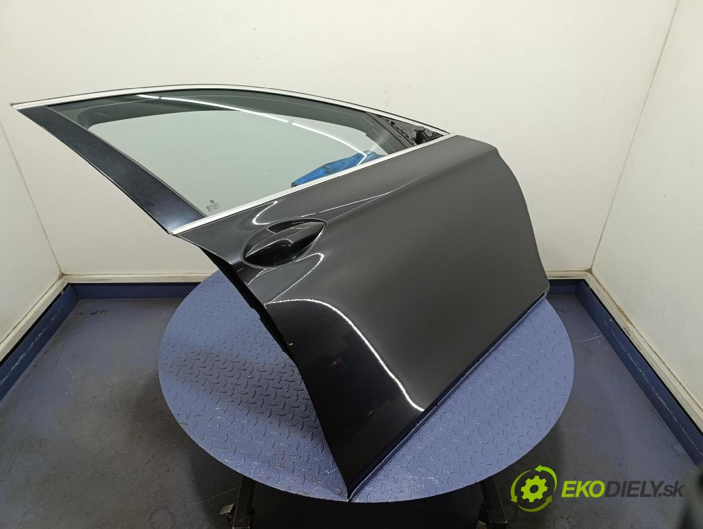 Bmw Seria 5 2011 dvere Predné pravé
