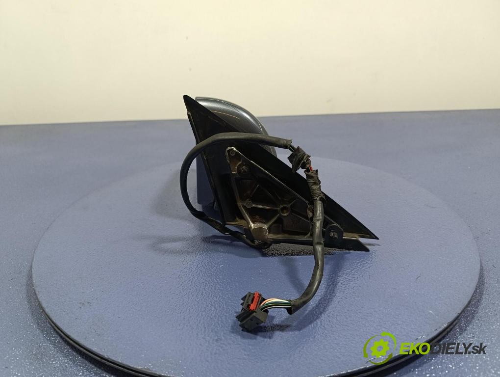 Audi A3 2005 zrkadlo Vľavo: