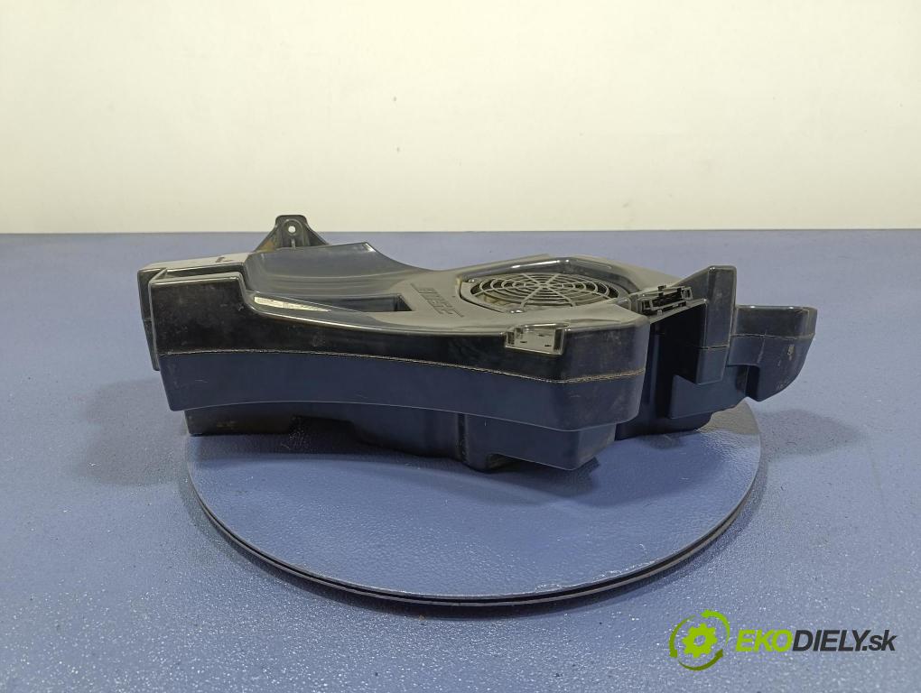 Audi A3 2005 Reproduktor / Subwoofer: 8P4035382A